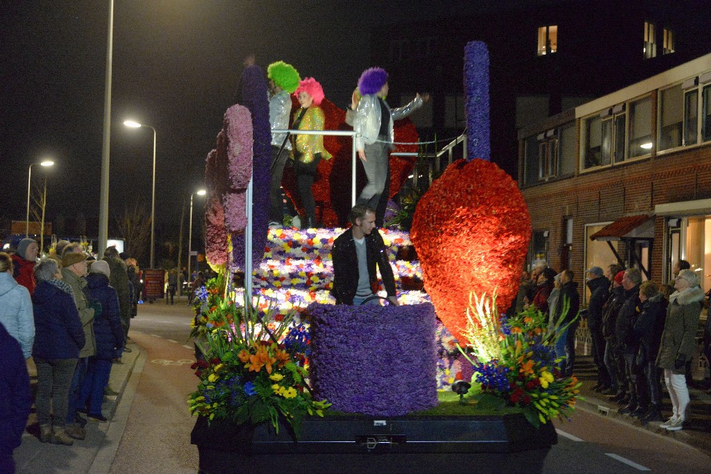 ../Images/Verlicht corso Noordwijkerhout 2019 118.jpg